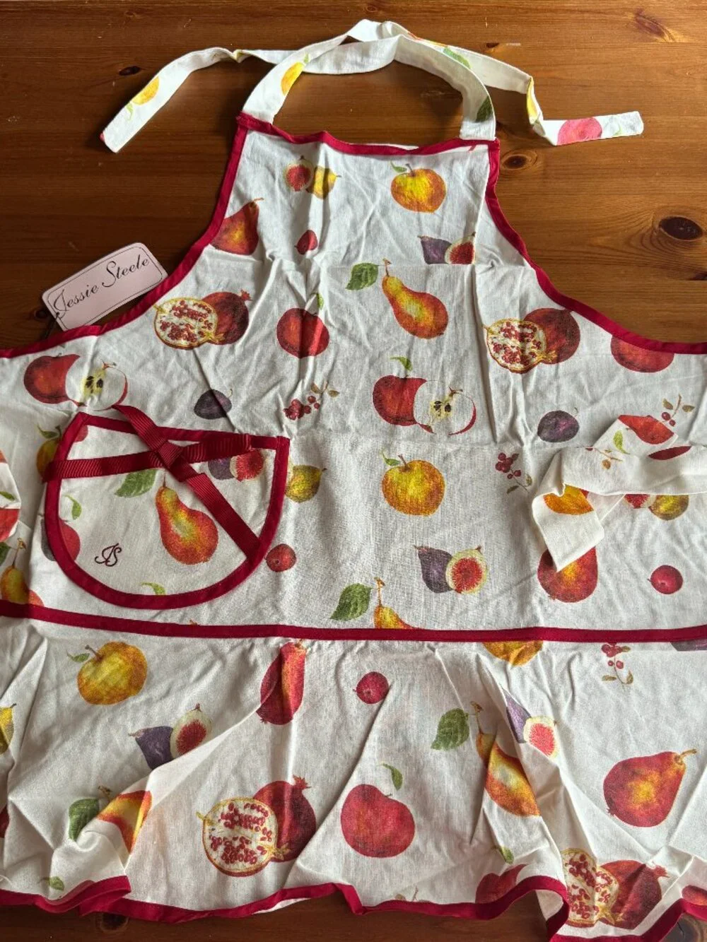 NWT Williams Sonoma Vintage Print Jessie Steele Botanical Print Apron